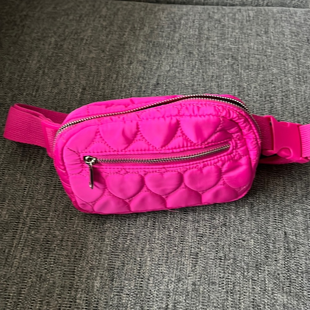 wild fable Hot Pink Quilted Heart Belt Bag